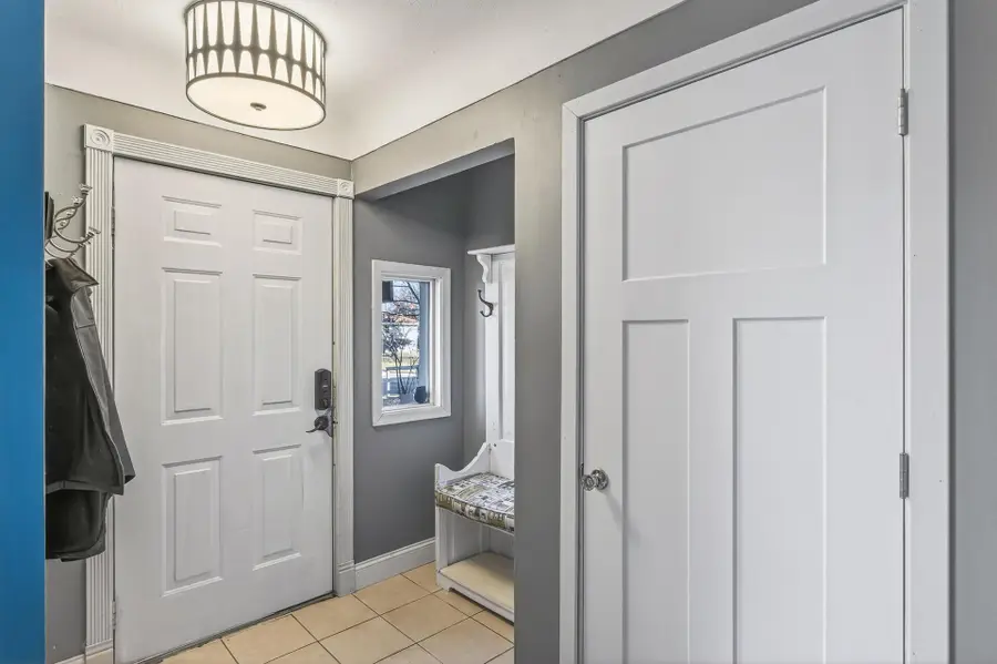 6413 Noble Avenue N, Minneapolis, MN 55429 - Image #3