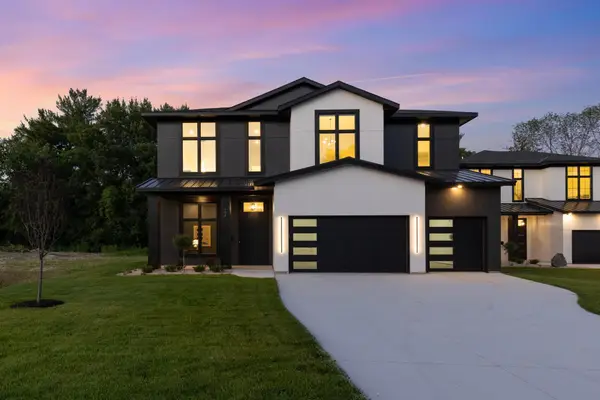 504 N Maple Street, Chaska, MN 55318