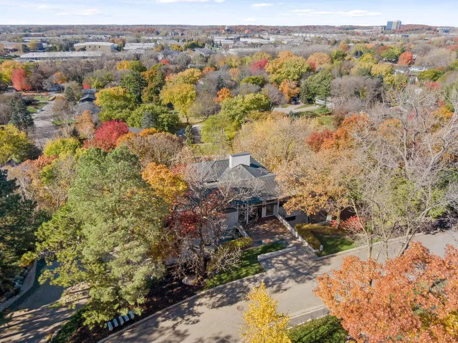 12 Overholt Pass, Minneapolis, MN 55439 - Image #3