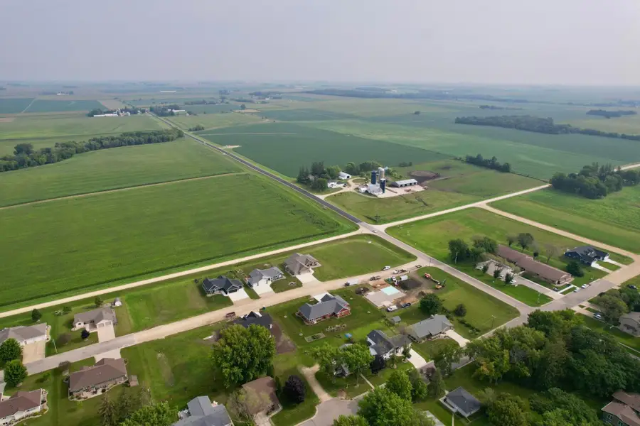 406 Vangsness Street, Adams, MN 55909 - #3