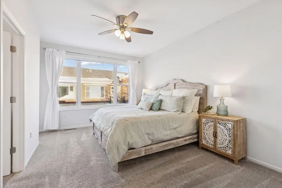 37 4th Avenue N #103, Minneapolis, MN 55401 - Image #2