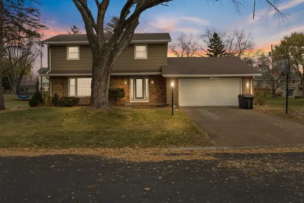 9609 Vincent Avenue S, Minneapolis, MN 55431