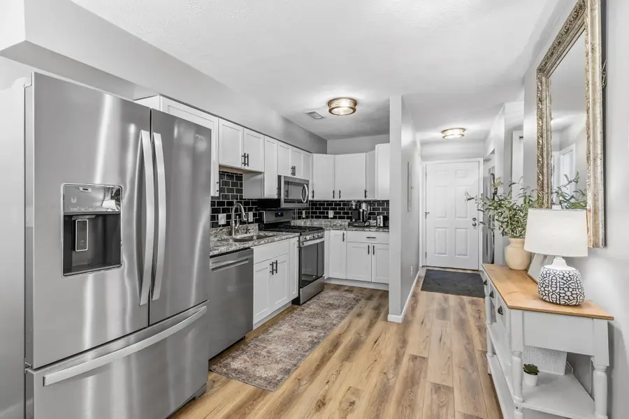 828 Woodgate Drive #105, Saint Paul, MN 55127 - Image #2