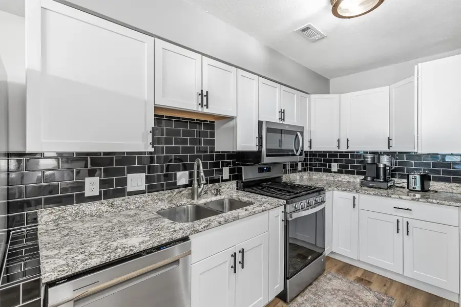 828 Woodgate Drive #105, Saint Paul, MN 55127 - Image #3