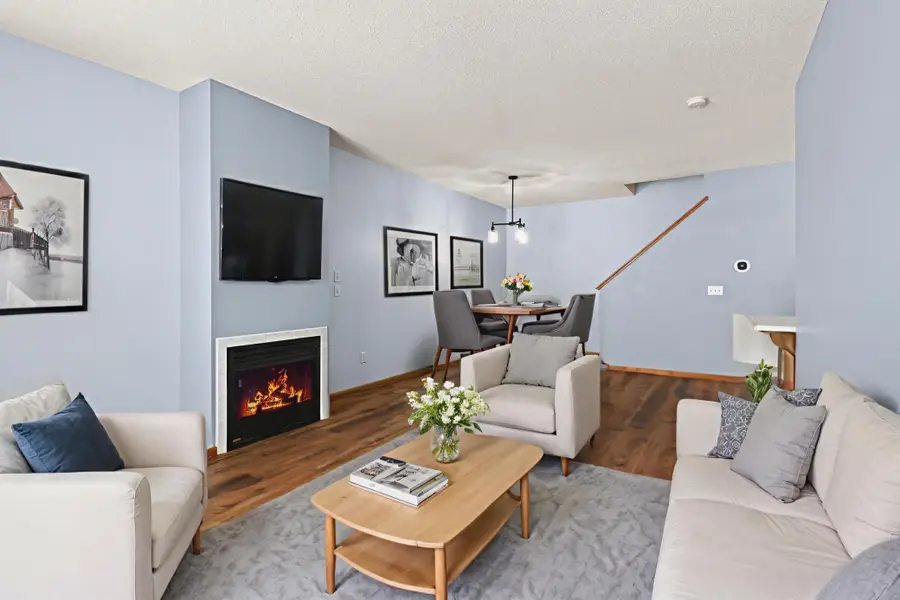 2074 Parkway Avenue, Shakopee, MN 55379 - Image #2