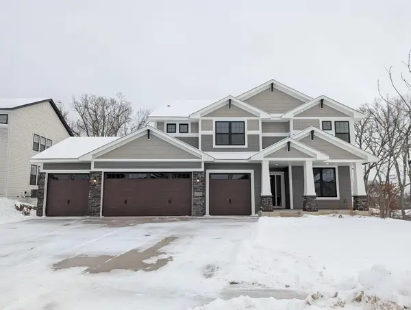 1955 Royal Boulevard N, Lake Elmo, MN 55042