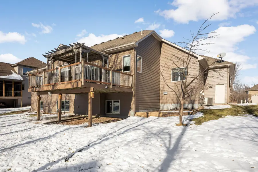 18481 98th Place N, Maple Grove, MN 55311 - Image #2
