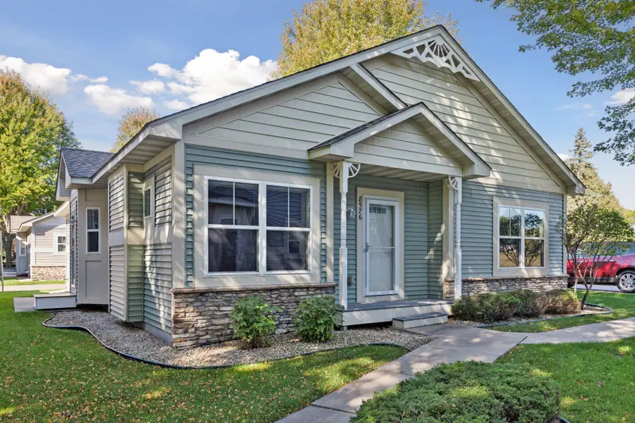 8576 Windsor Lane N, Minneapolis, MN 55443 - Image #2