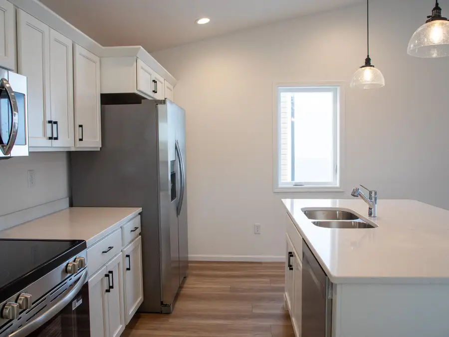 854 1 Avenue S, Fargo, ND 58104 - Image #3