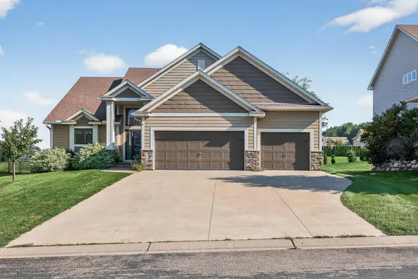 1353 Ridge Lane, Shakopee, MN 55379