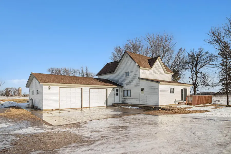 29490 221st Avenue, Belle Plaine, MN 56011 - Image #3