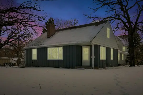 2115 W 63rd Street, Minneapolis, MN 55423