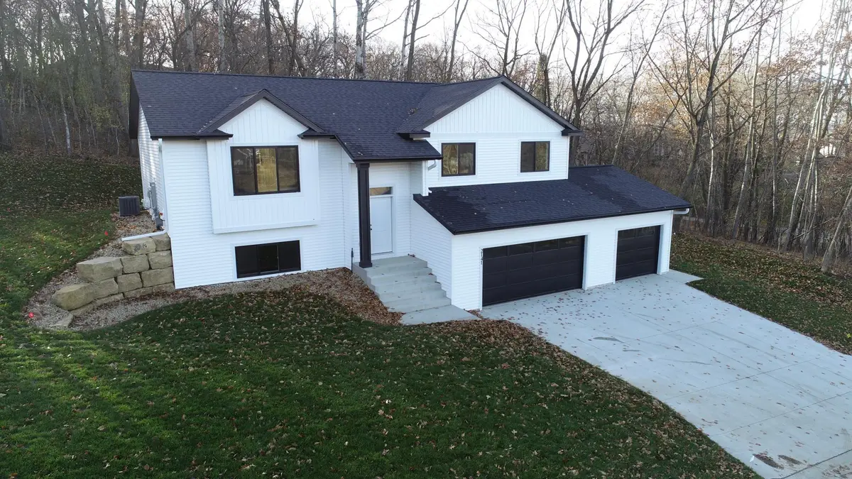 2141 Ponderosa Place Sw, Rochester, MN 55902 - #1