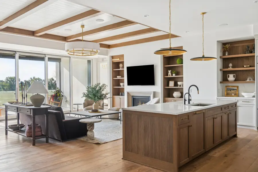 2416 Commerce Boulevard #A2, Mound, MN 55364 - #2