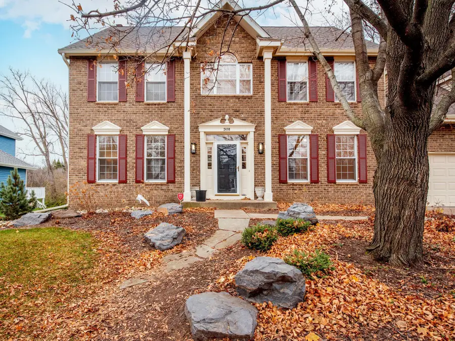 2498 Pond Circle E, Saint Paul, MN 55120 - Image #2