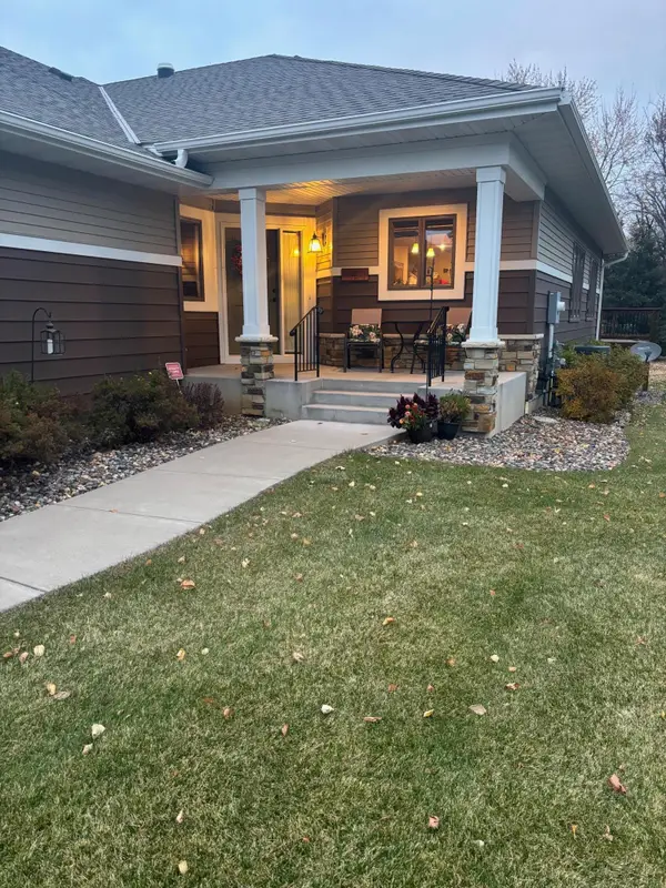 2021 Goodview Avenue N, Saint Paul, MN 55128