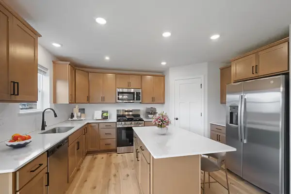 7215 Paris Avenue Ne, Otsego, MN 55330