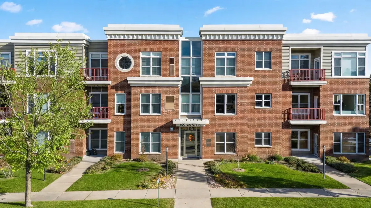100 4th Avenue N #208, South Saint Paul, MN 55075 - #1