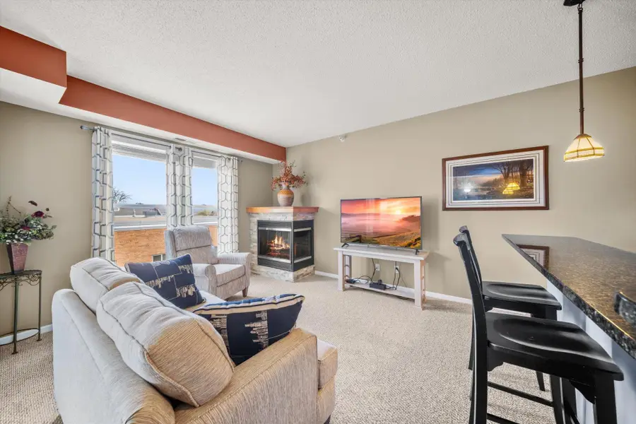 100 4th Avenue N #208, South Saint Paul, MN 55075 - #3