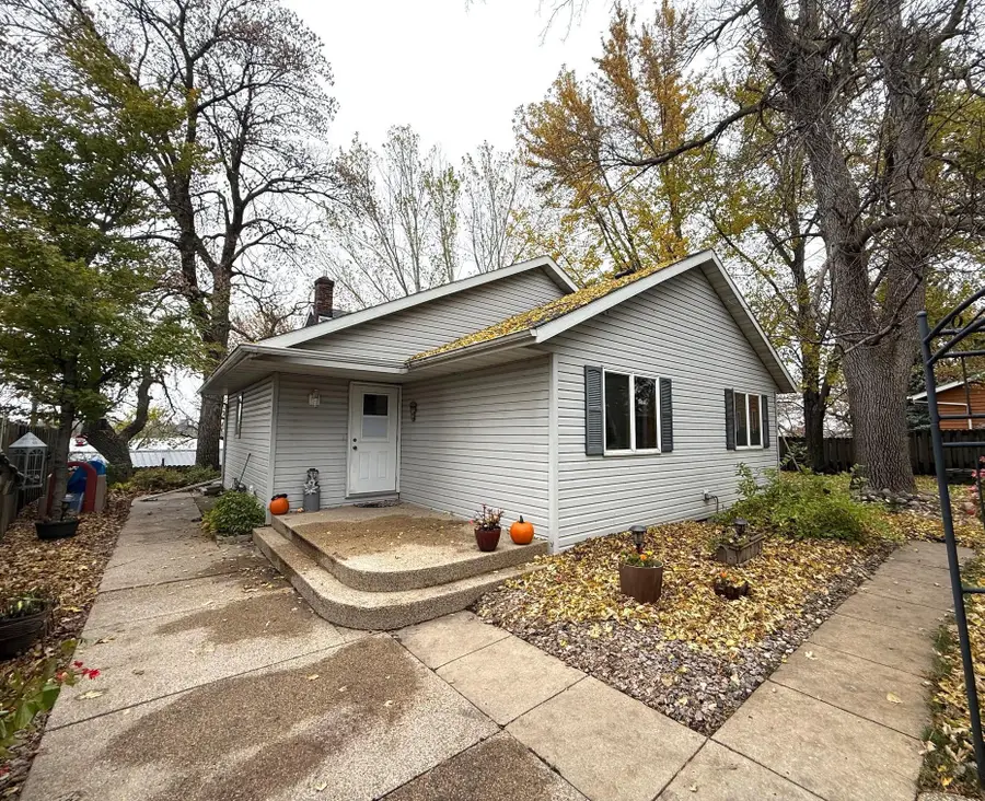 5134 E Eagle Lake Road, Willmar, MN 56201 - Image #3