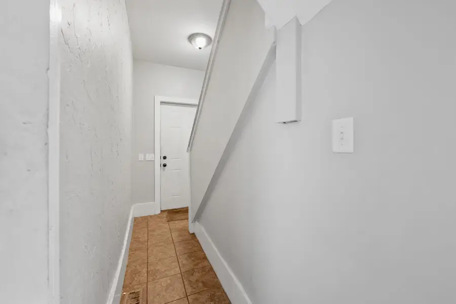 2527 Washington Street Ne, Minneapolis, MN 55418 - #3