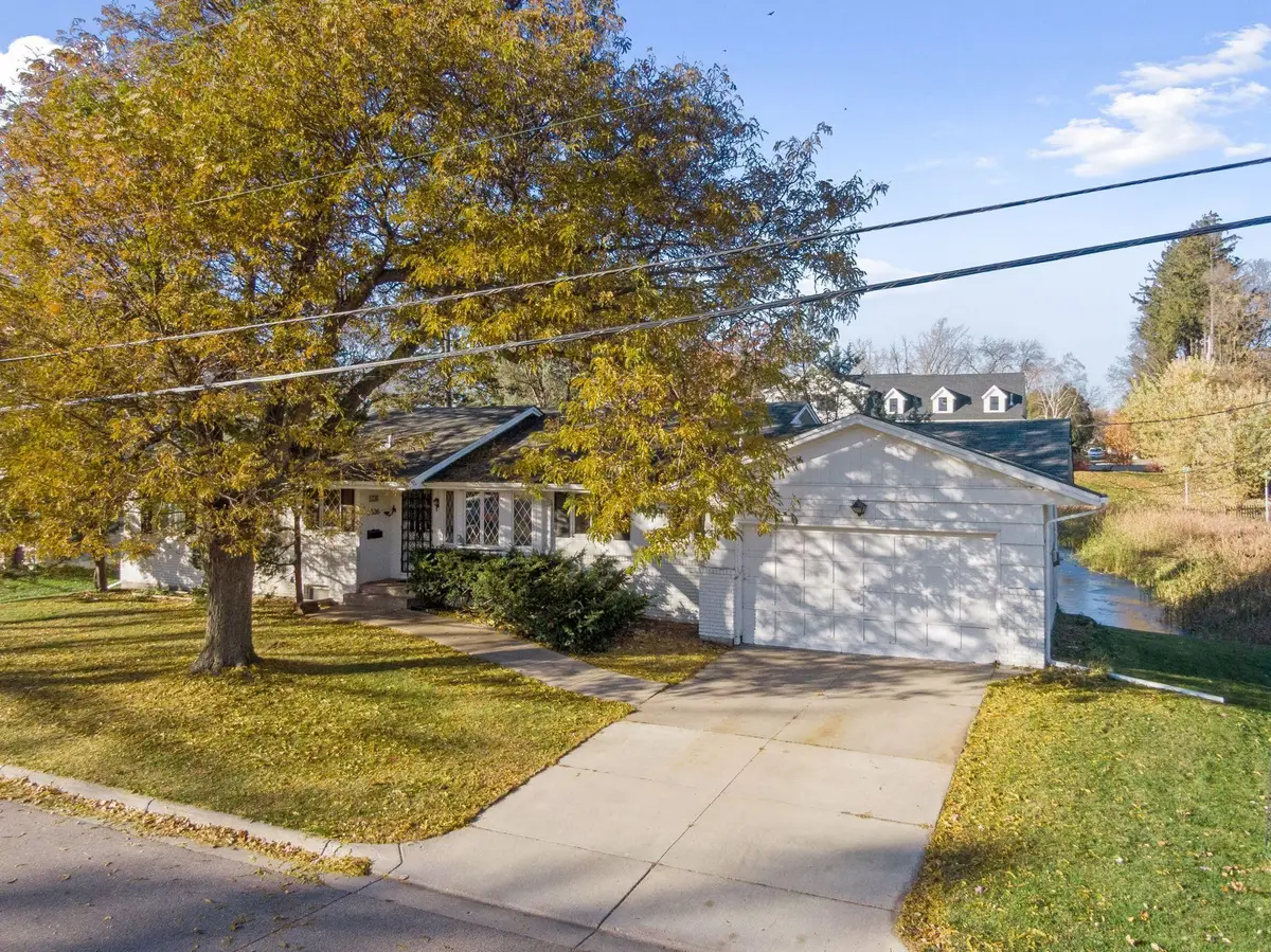 5536 Saint Johns Avenue, Edina, MN 55424 - #1