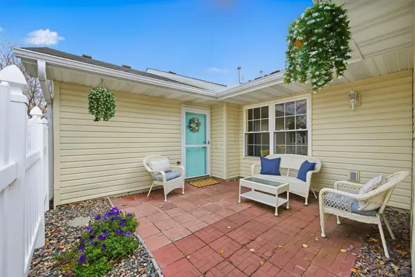 1065 Blackbird Trail Sw #8, Hutchinson, MN 55350