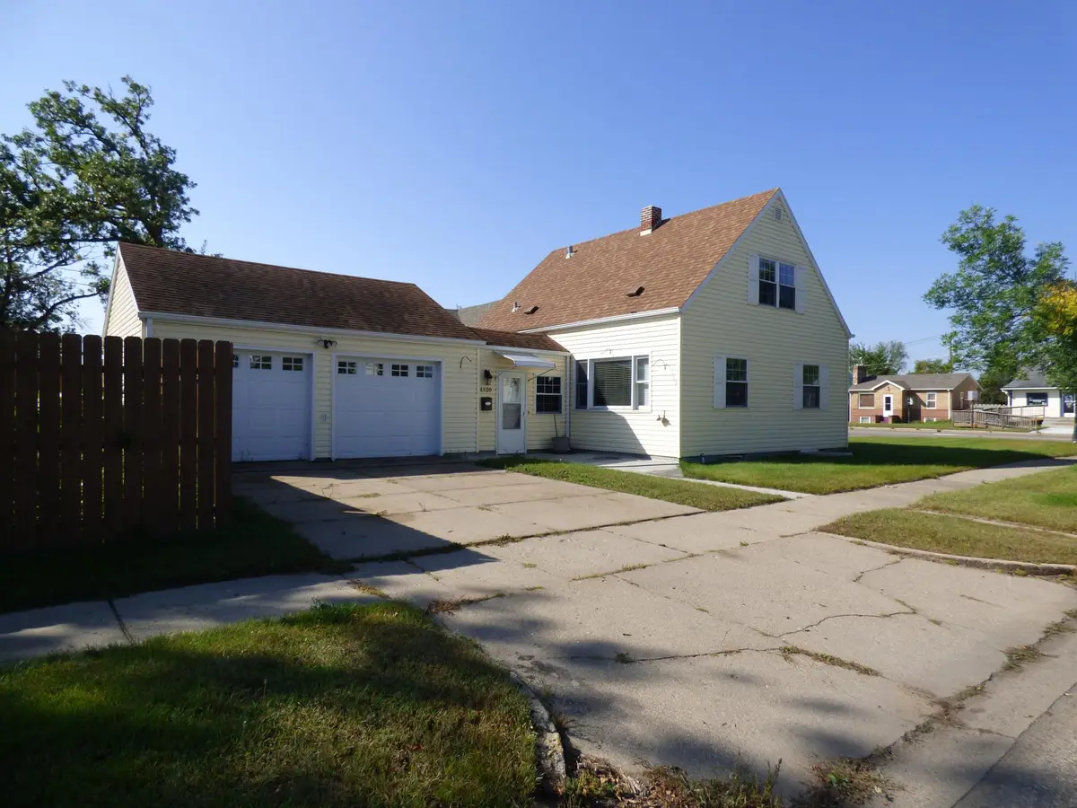 1320 Bemidji Avenue N, Bemidji, MN 56601 - #1