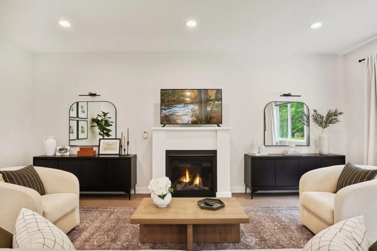 613 Field Point Street, Roberts, WI 54023 - #1