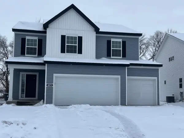 1873 Charleston Lane, Waconia, MN 55387