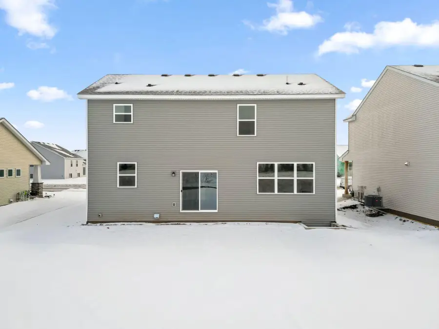 10840 Hemingway Avenue S, Cottage Grove, MN 55016 - Image #2