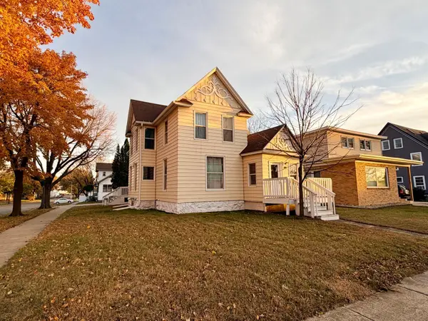 1224 4th Avenue, Worthington, MN 56187