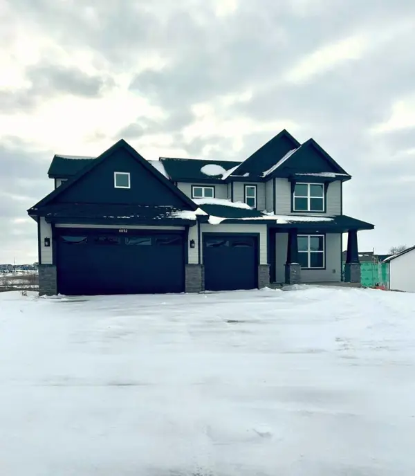 4892 Noble Drive Nw, Rochester, MN 55901