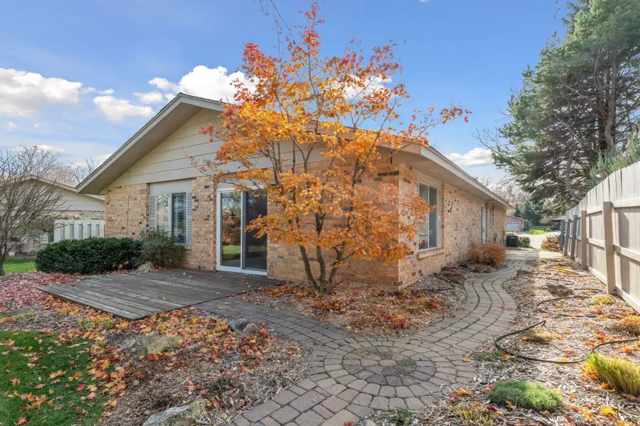 50 Kimberly Lane N, Minneapolis, MN 55447 - Image #2