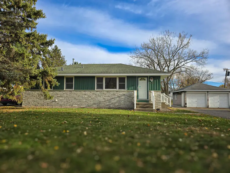 1925 Teton Trail, Minneapolis, MN 55444 - Image #2