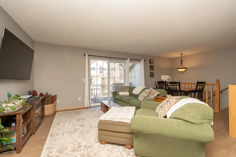 332 Brickyard Drive, Chaska, MN 55318 - Image #3