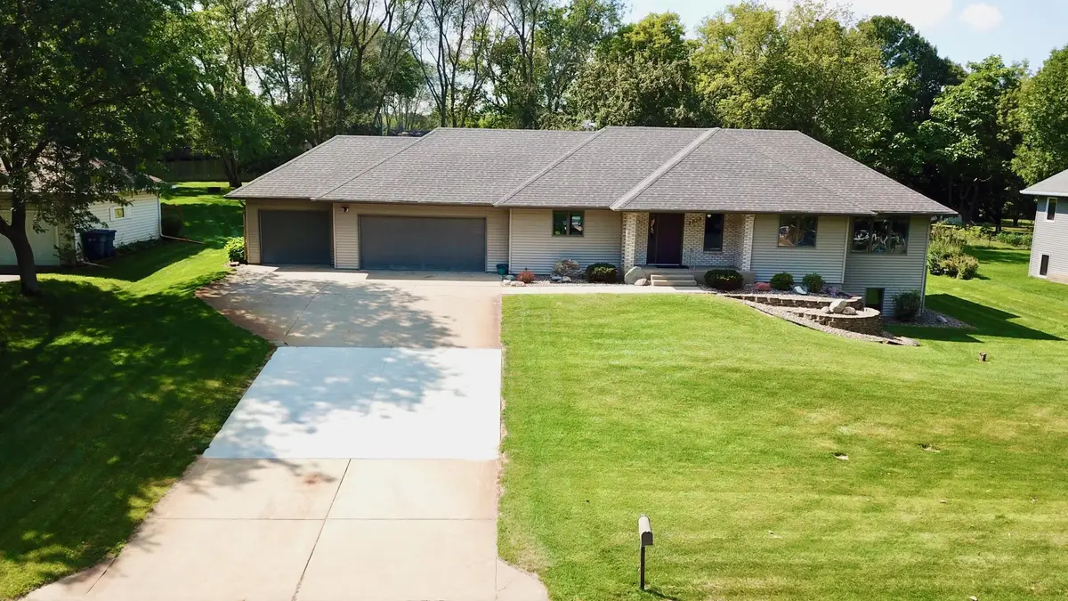 2613 Tranquility Drive, Saint Cloud, MN 56301 - Image #1