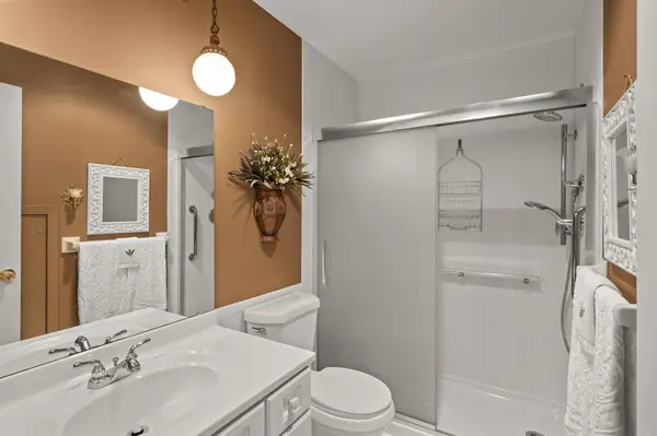 4100 Parklawn Avenue #213, Minneapolis, MN 55435