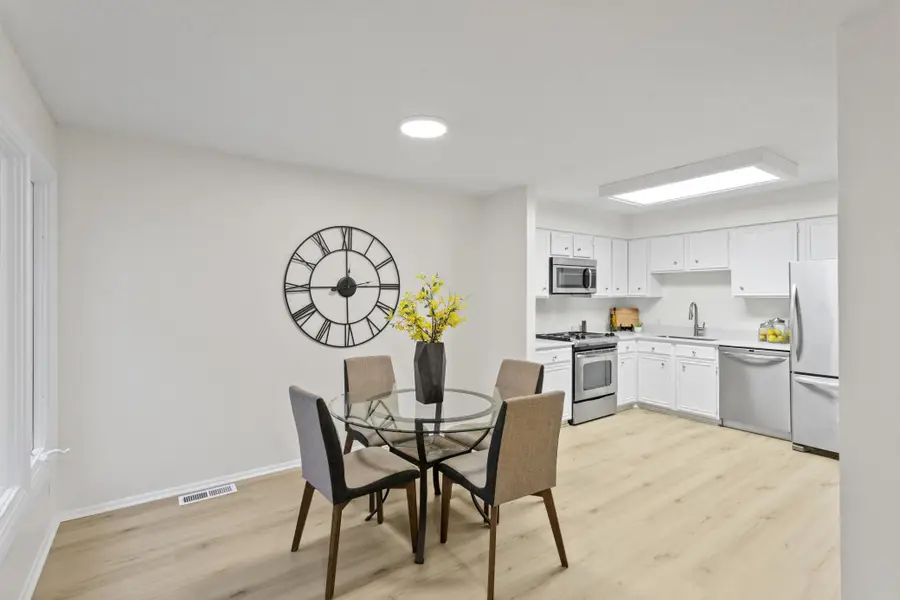 122 Avignon Court, Woodbury, MN 55125 - Image #3