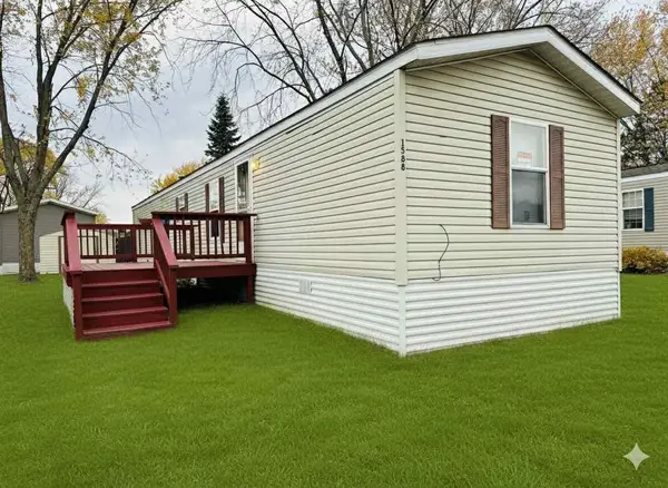 1588 Hall, Shoreview, MN 55126