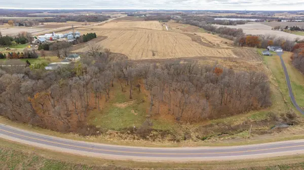 45044 151st Avenue, Kilkenny, MN 56052