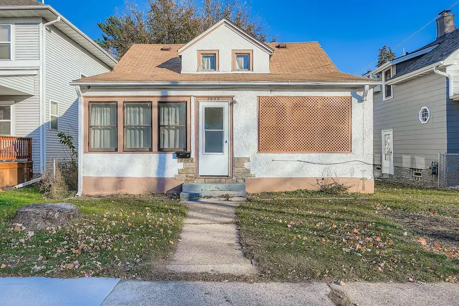 2922 Sheridan Avenue N, Minneapolis, MN 55411 - #3