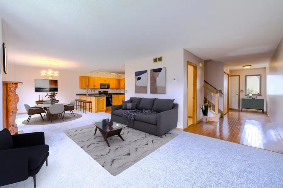 563 Milwaukee Road, Shakopee, MN 55379 - #3