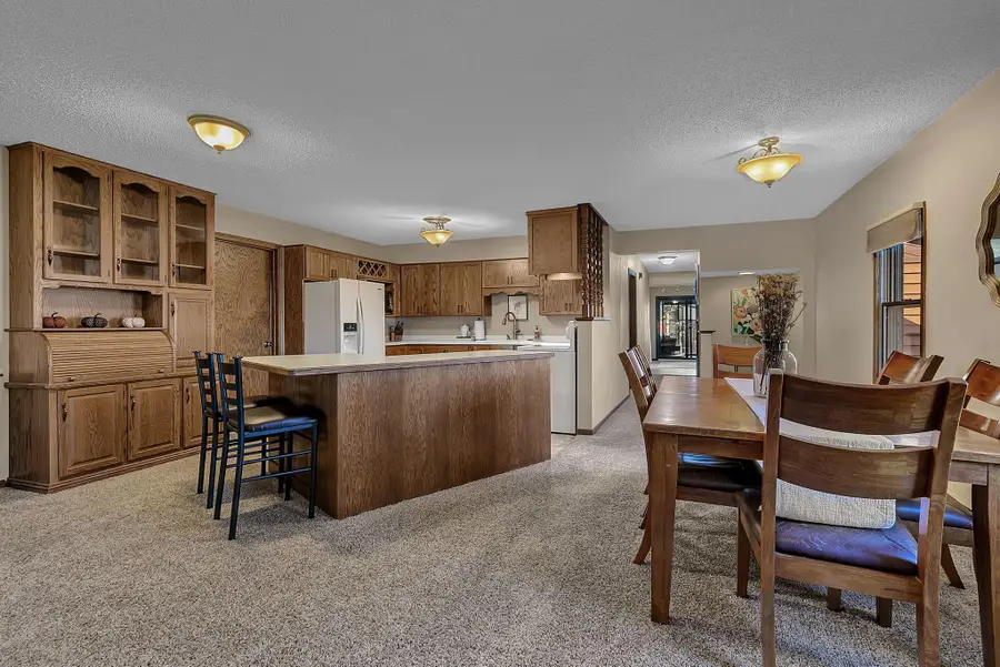 605 Chinook Avenue Sw, Avon, MN 56310 - #3