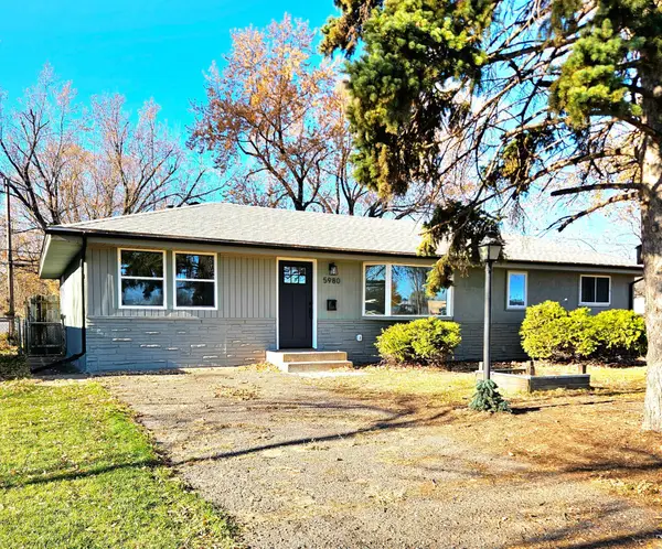 5980 7th Street Ne, Minneapolis, MN 55432