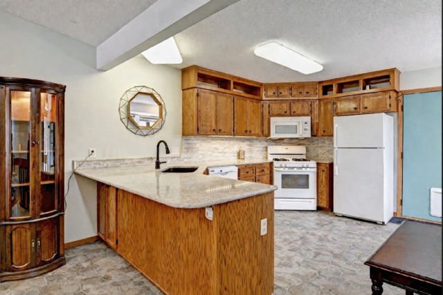 14351 Glenda Drive, Apple Valley, MN 55124 - #2