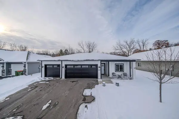 11076 Ulysses Street Ne, Minneapolis, MN 55434