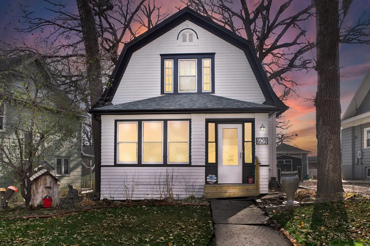 609 Oak Lane, Albert Lea, MN 56007 - Image #1