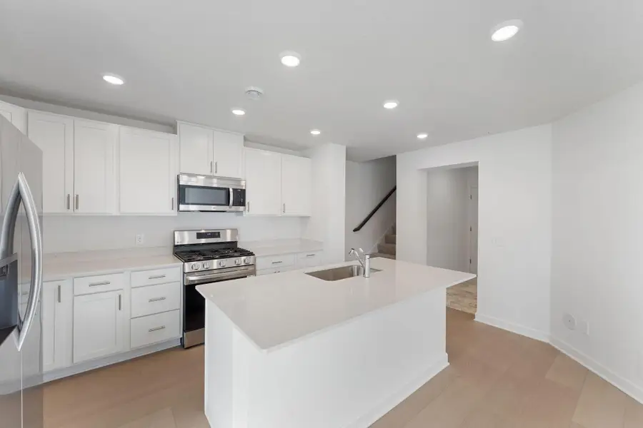 21725 Dahlia Lane, Farmington, MN 55024 - Image #2