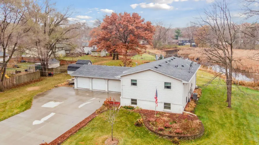 18922 Yalta Street Ne, Wyoming, MN 55092 - Image #2